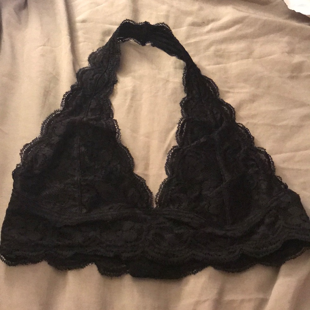 LIKE NARLY BRALETTE. NEVER WORN.